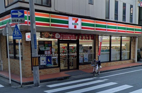 コンビニ　セブンイレブン（コンビニ）まで474m