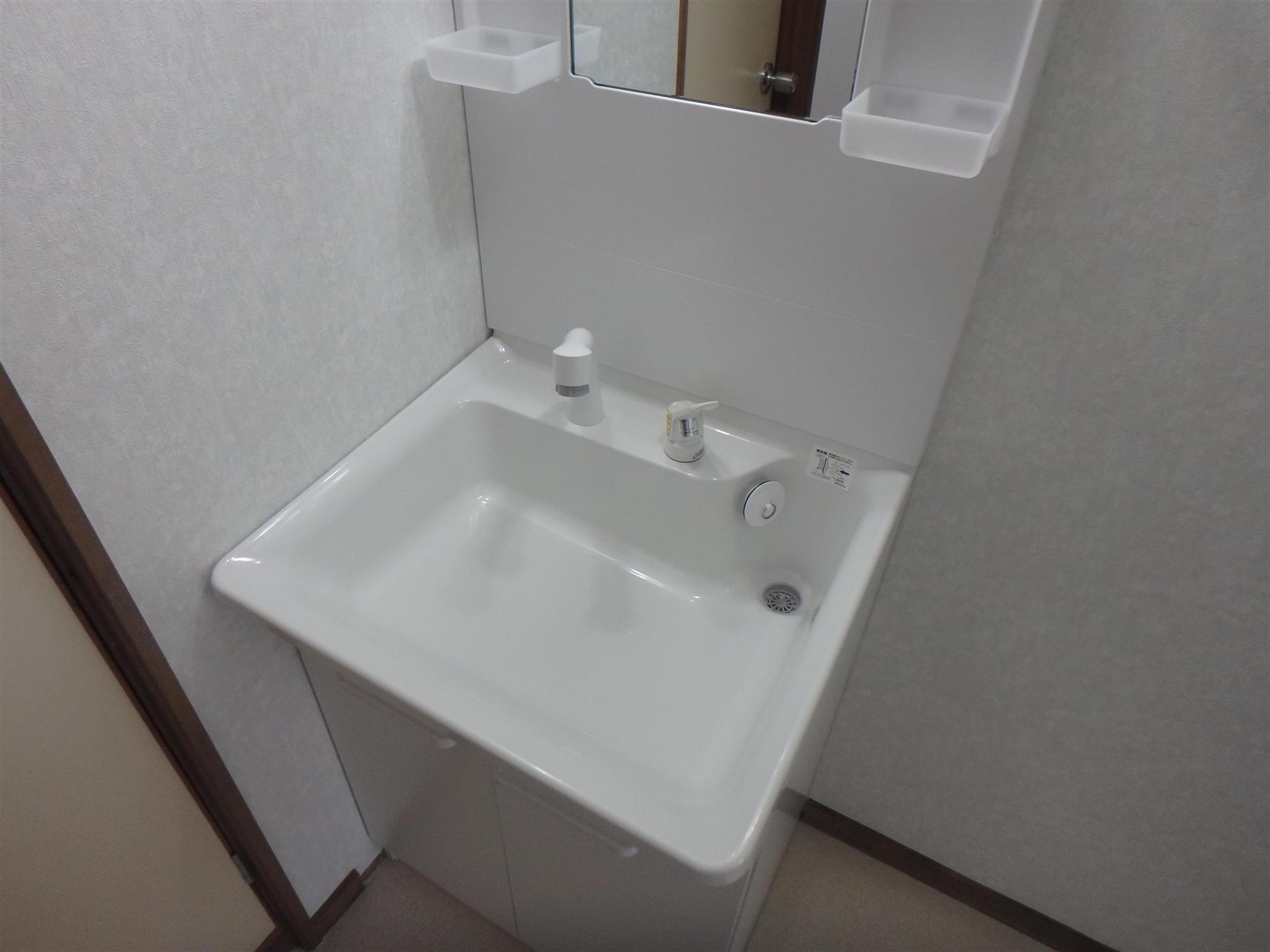洗面設備　洗髪洗面化粧台です