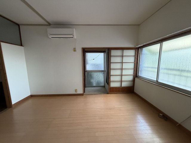 居室・リビング　使いやすい居間です