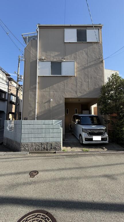駐車場　長さ約4.2メーターまでです