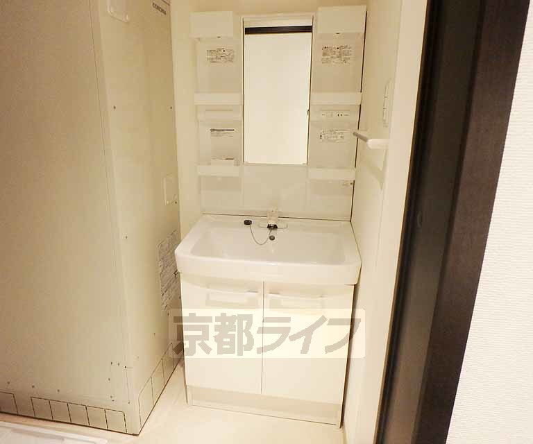 洗面設備　使いやすい独立洗面台