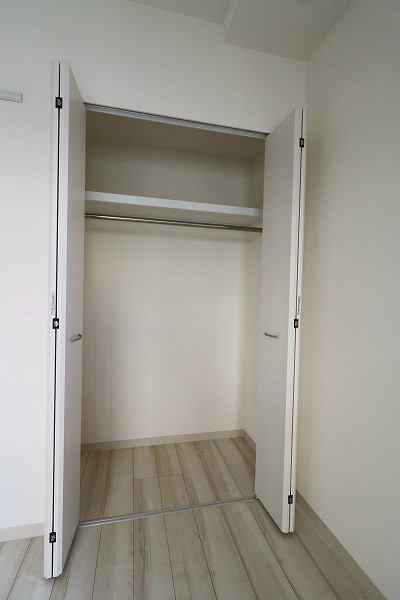 収納　洋室のクローゼット収納です。