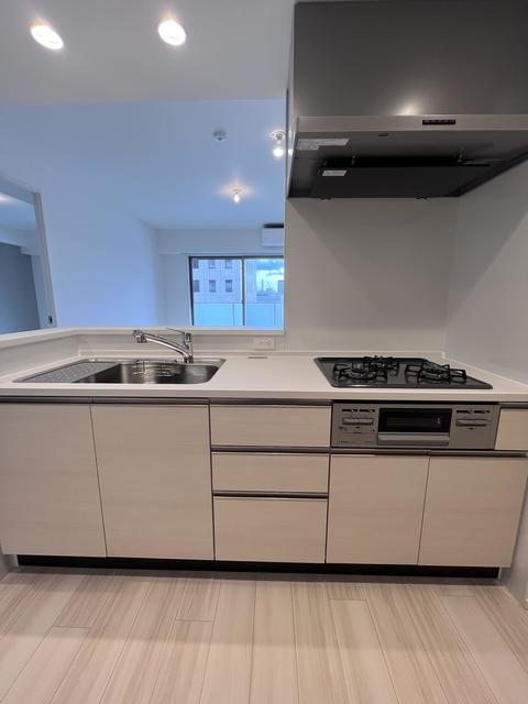 キッチン　※写真は同タイプ住戸です。