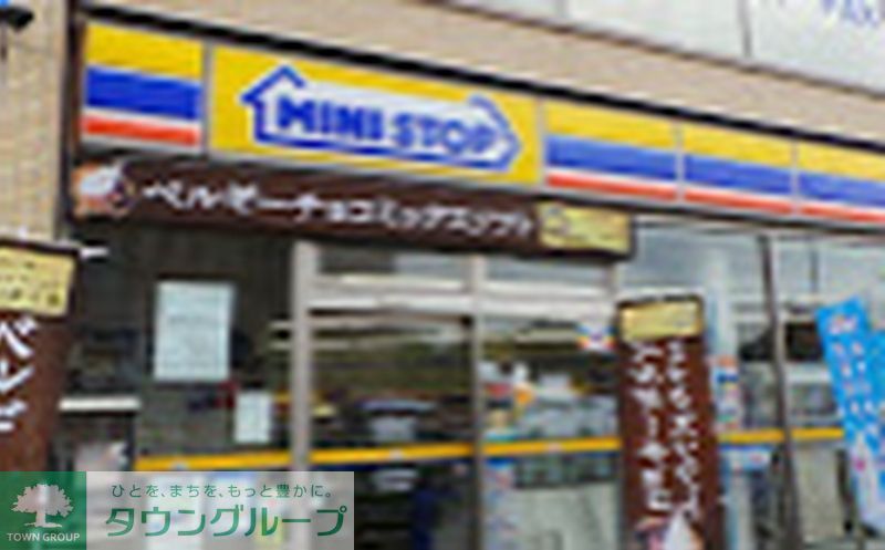 コンビニ　ミニストップ信濃町駅南口店（コンビニ）まで750m