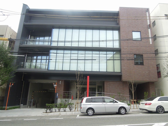 銀行　三菱ＵＦＪ銀行（銀行）まで533m