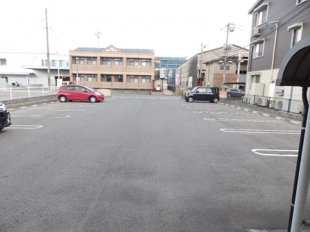 駐車場　カースペースがあります