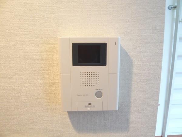 セキュリティ　モニタ付きインターホンで安心です