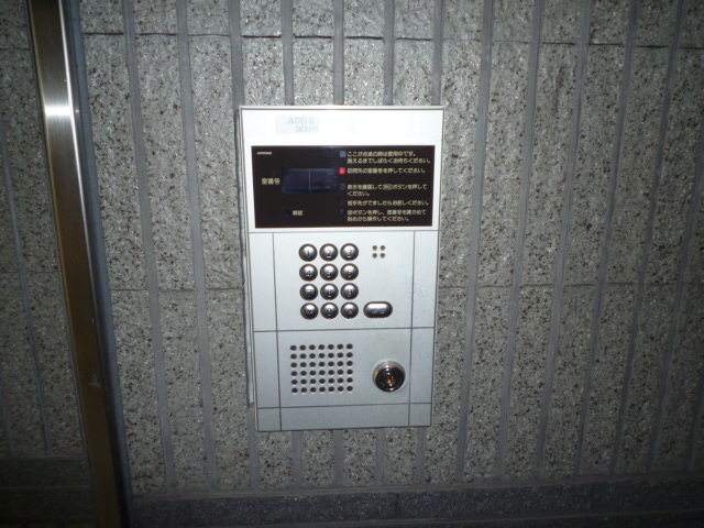 エントランス　オートロック付