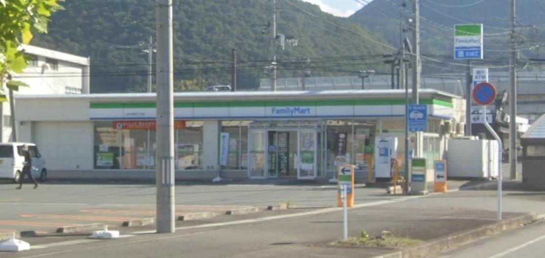 コンビニ　ファミリーマート山形大野目3丁目店（コンビニ）まで400m