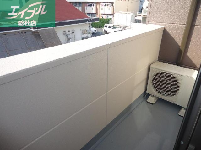 バルコニー　ベランダ