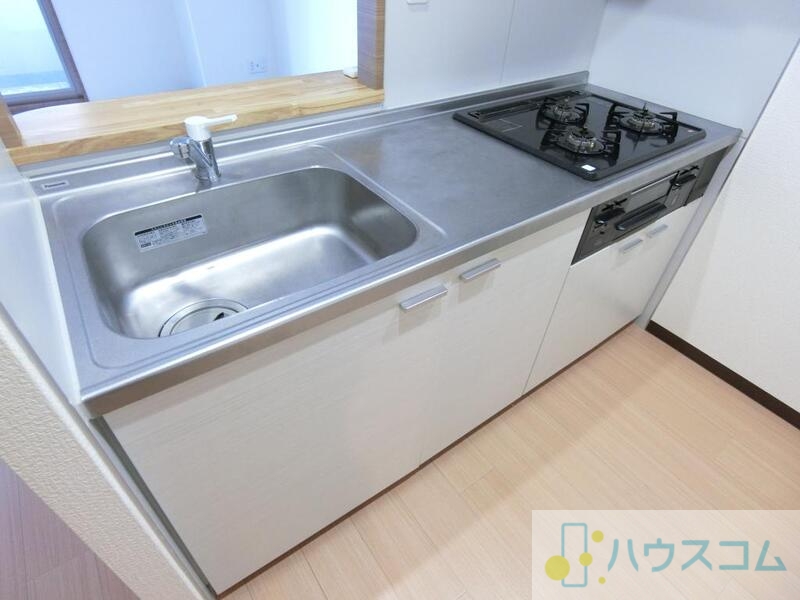 キッチン　ガスコンロ付き