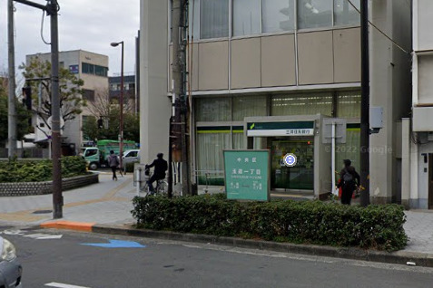 銀行　三井住友銀行上町支店（銀行）まで952m