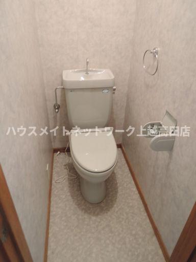トイレ　トイレ（参考同型101号室室内写真）