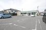 コンビニ　ファミリーマート五泉本町店（コンビニ）まで894m