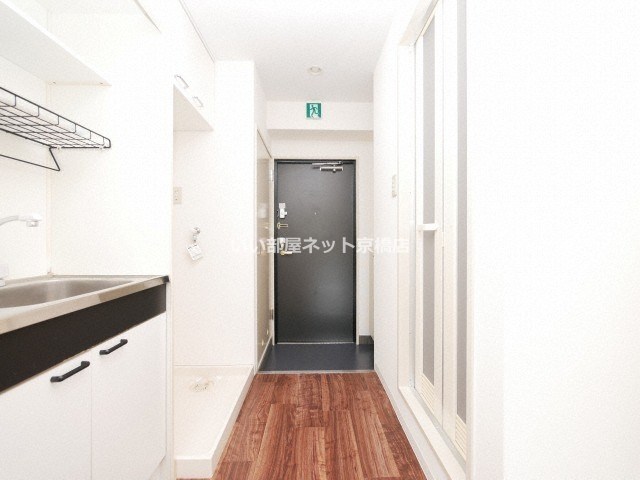 レクシア西九条の玄関写真