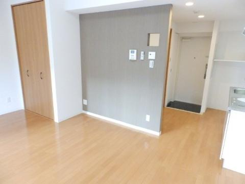 居室・リビング　室内