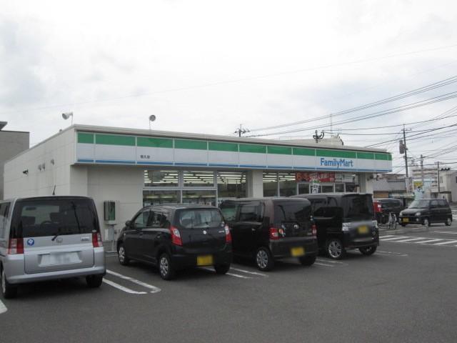 コンビニ　コンビニ（コンビニ）まで650m