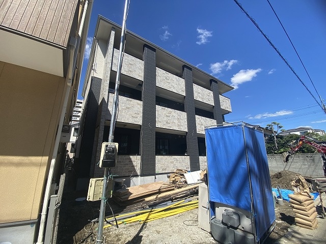駐車場　建設中