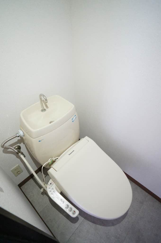 トイレ　トイレ