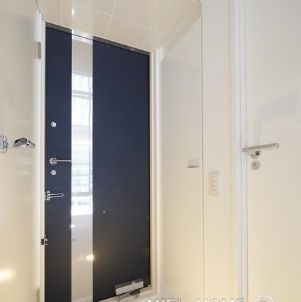 玄関　★《見学予約受け付け中》設備充実のハイグレード賃貸マンション