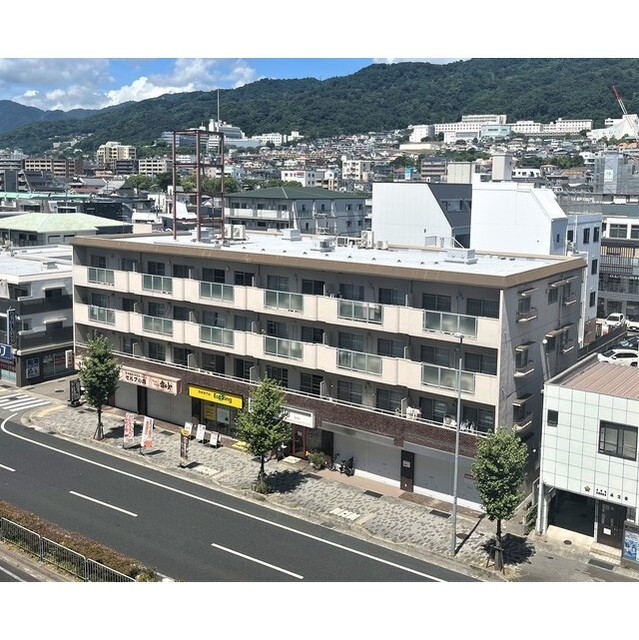 ＪＲ東海道本線 甲南山手駅 徒歩4分 4階建 築47年の外観写真