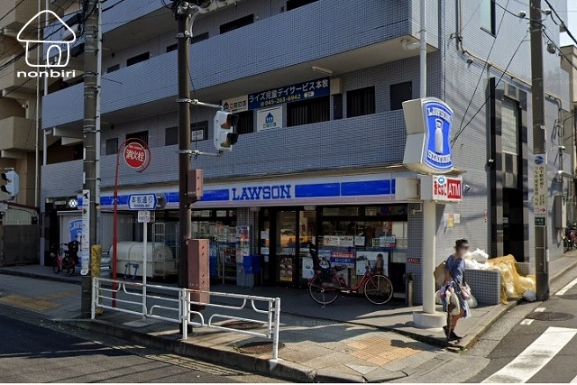 コンビニ　ローソン横浜本牧町一丁目店（コンビニ）まで398m