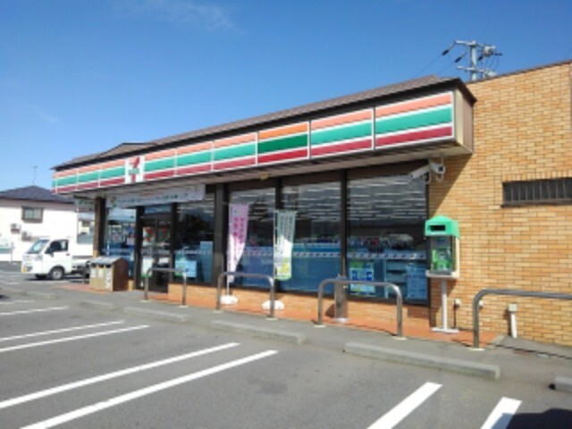 コンビニ　セブンイレブン更埴インター南店（コンビニ）まで900m