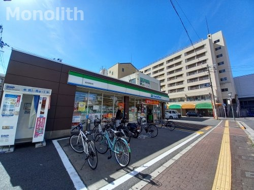 コンビニ　ファミリーマート 高石駅前店（コンビニ）まで409m