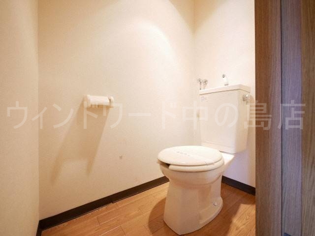 トイレ　詳細は、ウィンドワード中の島までご相談下さい。