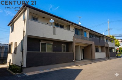 建物外観　敷地内に駐車場があります！