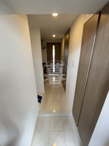 ラフィスタ川崎IIIの玄関写真