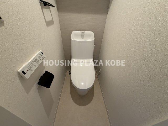 ALEGRIA高速長田のトイレ写真