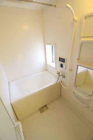 ルミノッソIIの風呂写真