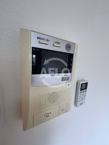 セキュリティ　セレニテ新大阪弐番館　モニター付きインターホン