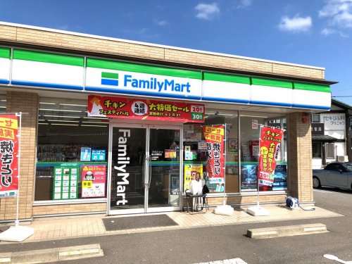 コンビニ　ファミリーマート 富山茶屋町店（コンビニ）まで1143m