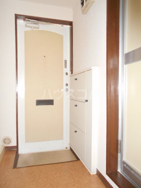 サンパレス第2東林間の玄関写真