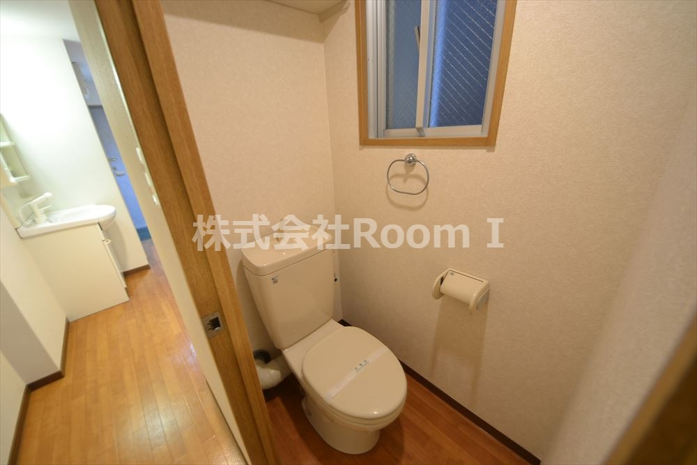 トイレ　シンプルで使いやすいトイレです