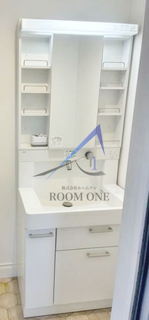 洗面設備　洗面台です。