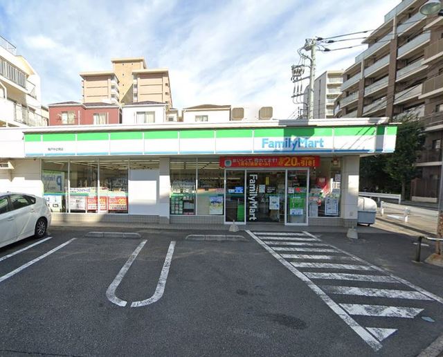 コンビニ　ファミリーマート亀戸中之橋店（コンビニ）まで505m