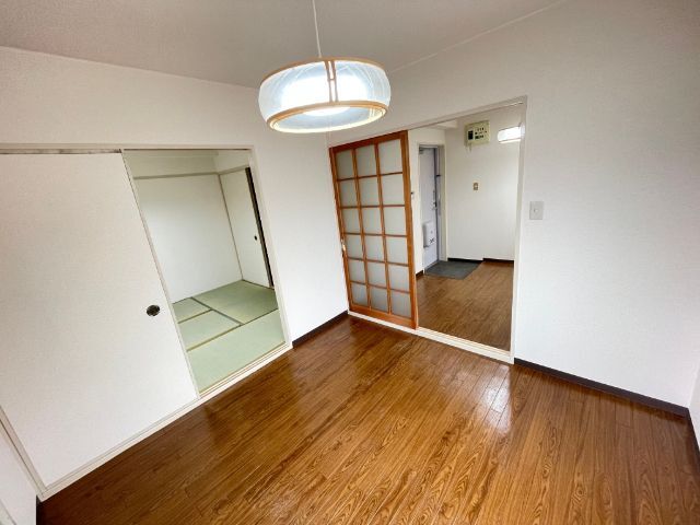 その他部屋・スペース　４．５帖の洋間です