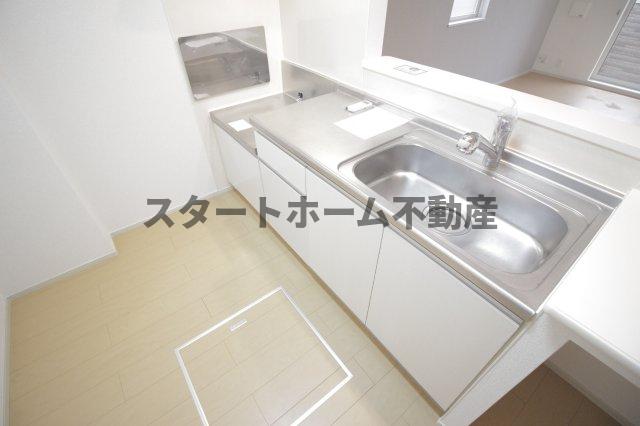 ＪＲ徳島線 蔵本駅 徒歩19分 2階建 築12年のキッチン写真