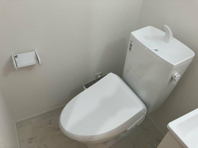 アルティザン新丸子のトイレ写真
