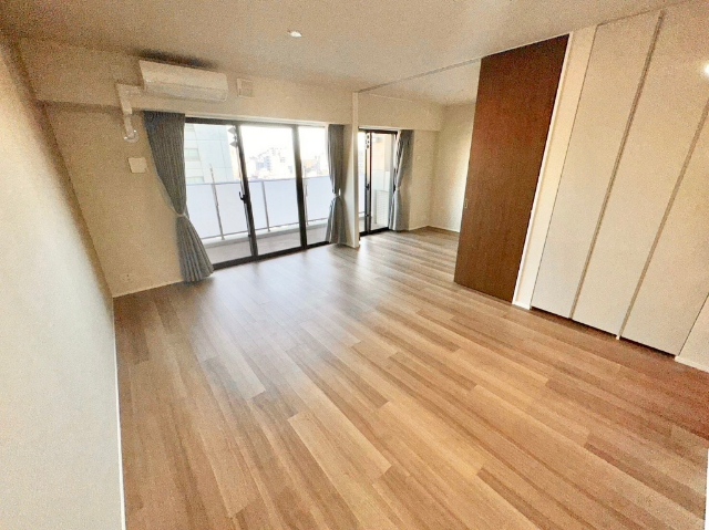 居室・リビング　※同一物件参考写真
