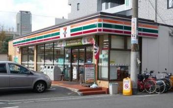 コンビニ　セブンイレブン 大阪放出西3丁目店（コンビニ）まで226m