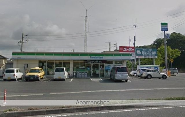 コンビニ　ファミリーマート（コンビニ）まで286m