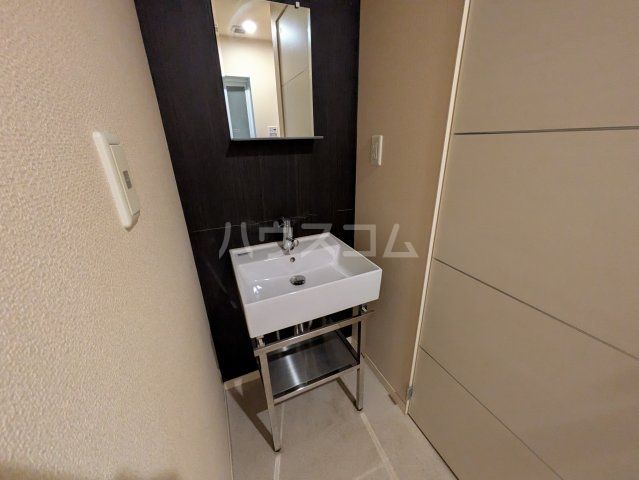 Rooms武蔵浦和の内装写真