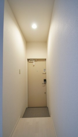 ＪＲ総武線 小岩駅 徒歩5分 2階建 築15年の玄関写真