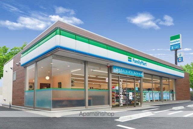 コンビニ　ファミリーマート鵠沼海岸七丁目店（コンビニ）まで238m
