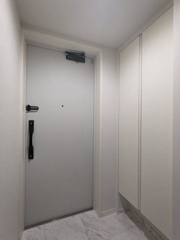 玄関　物件画像