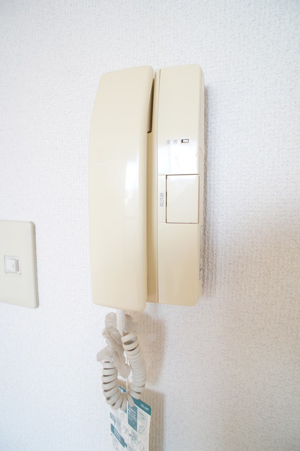 セキュリティ　来客時に便利なインターホン☆